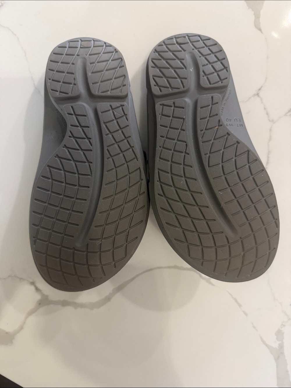 OOFOS Gray Adjustable Slide Sandals - Picture 3 of 3